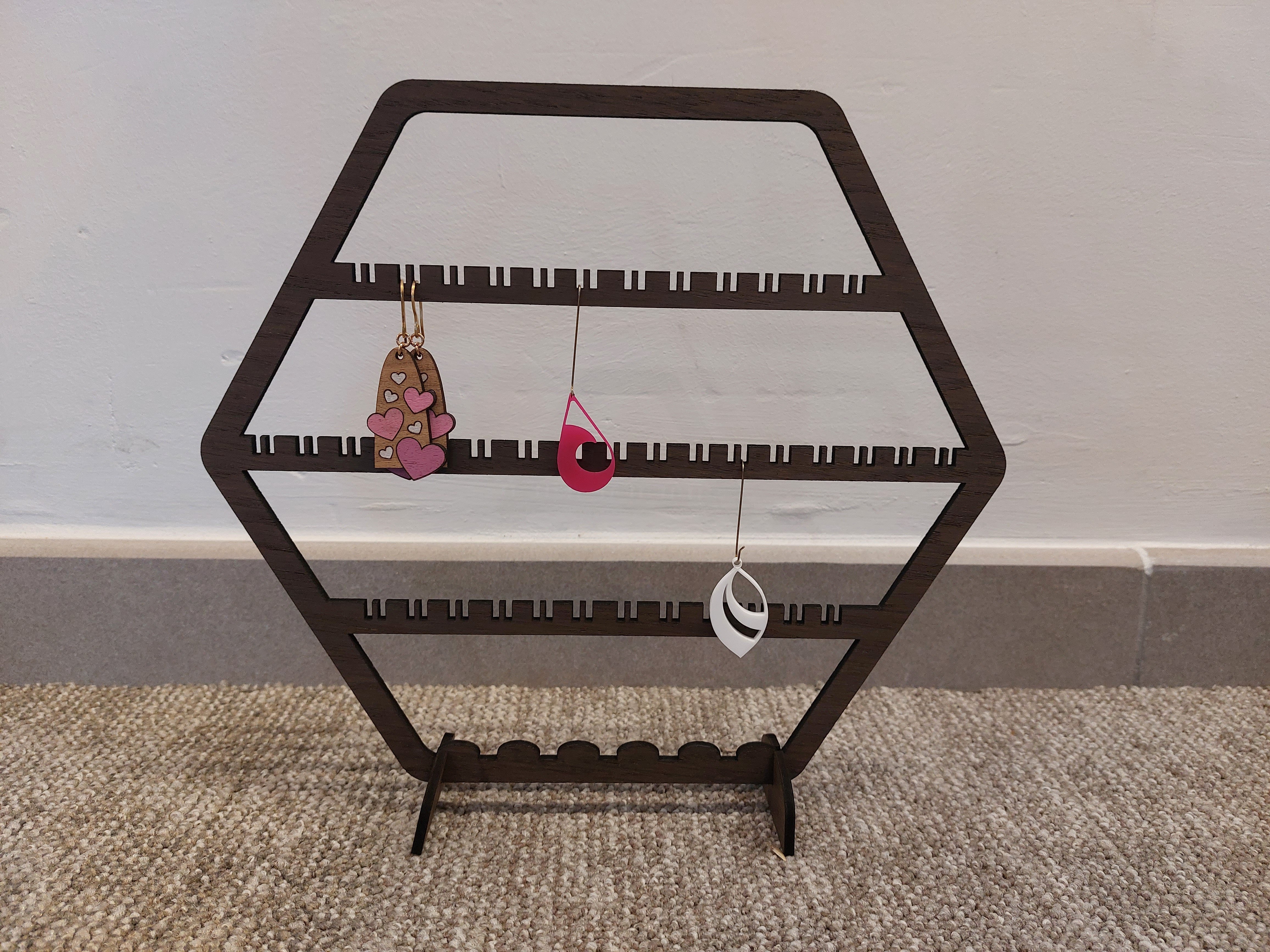 cover image of th tinker Earring Stand Hexagon