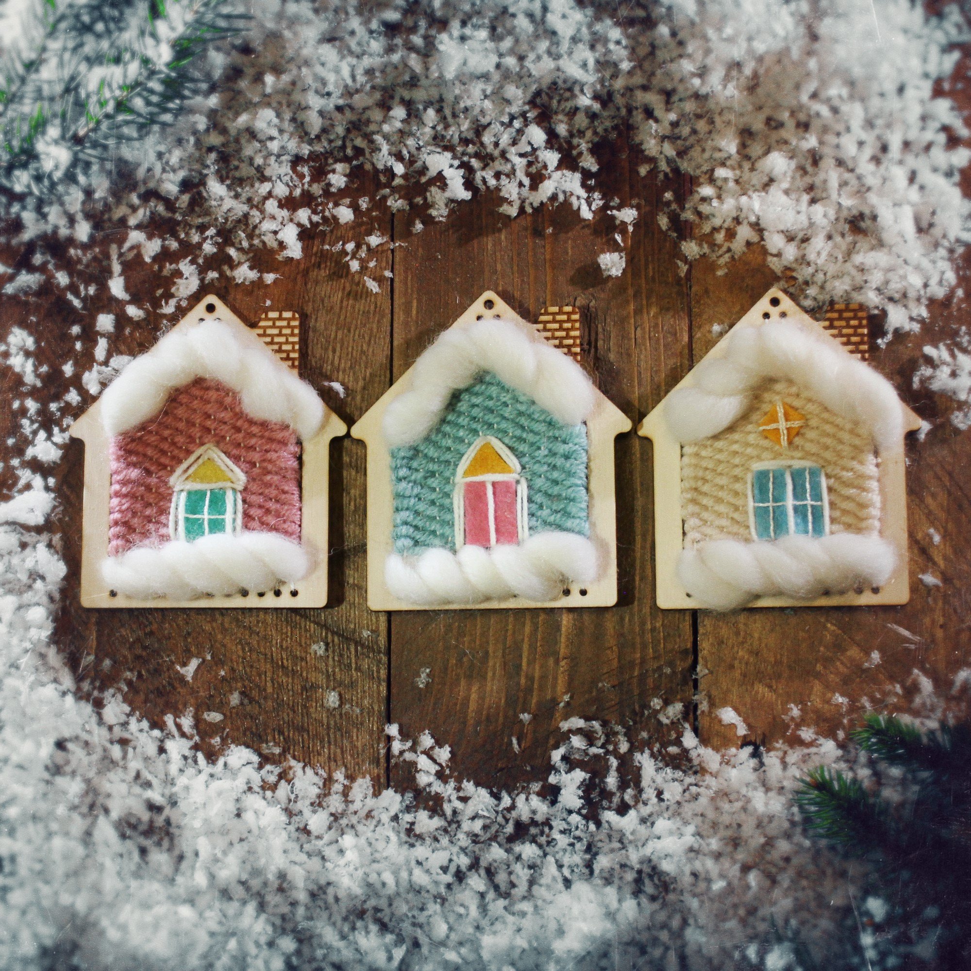 cover image of th tinker Gingerbread house loom